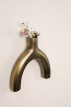 The Arc Wall Vase